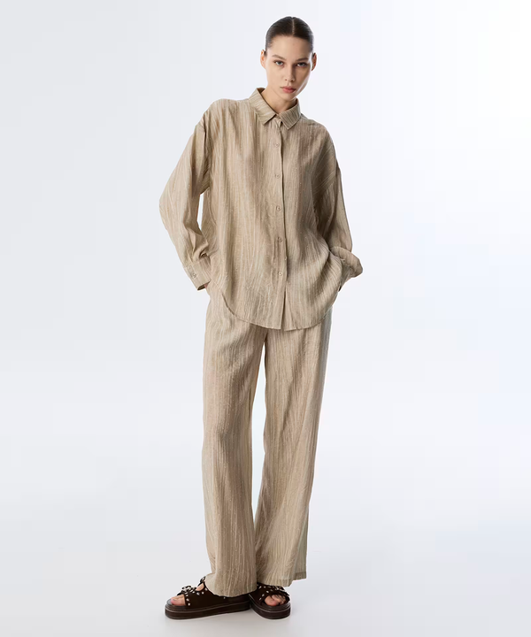 Twist Hotfix Printed Textured Shirt